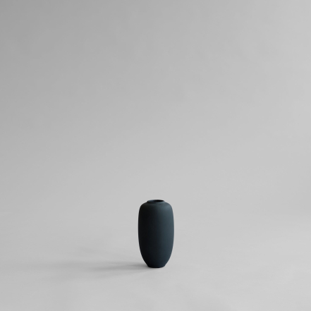 Sunao, Slim Vase, Petit, Black