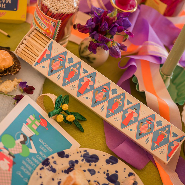 Cosmic Ladies, Long Matchbox, 45 Pcs