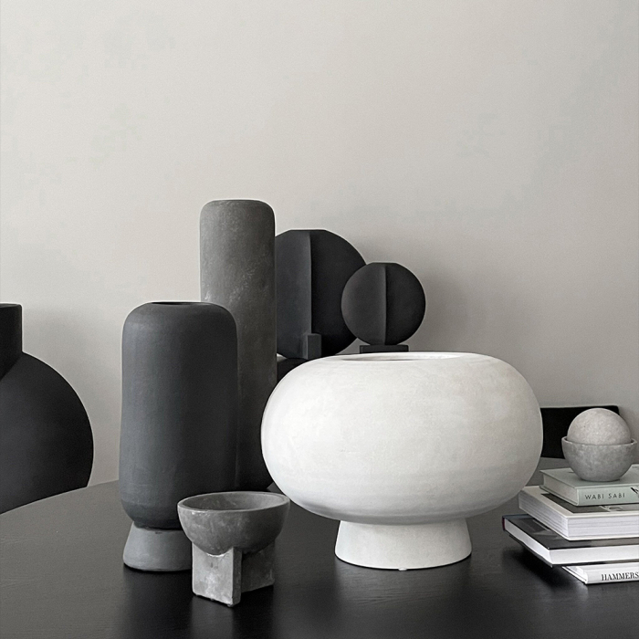 Kabrin, Vase, Fat, Bone White
