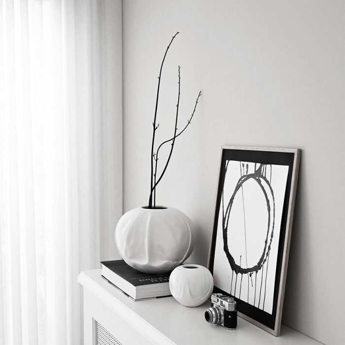 Orimono, Vase, Medio, Bone White