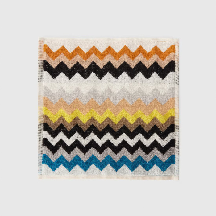 LIVING HOMEWARE