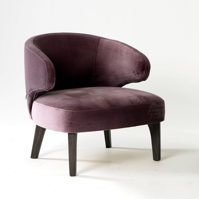 Norma, Armchair