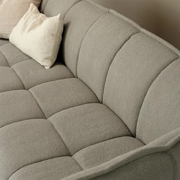 Clyde, Sofa