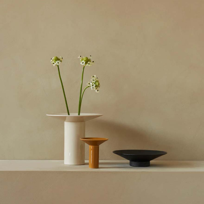 Hana, Vase, Ashen