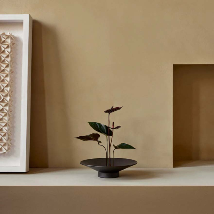 Hana, Vase, Umber
