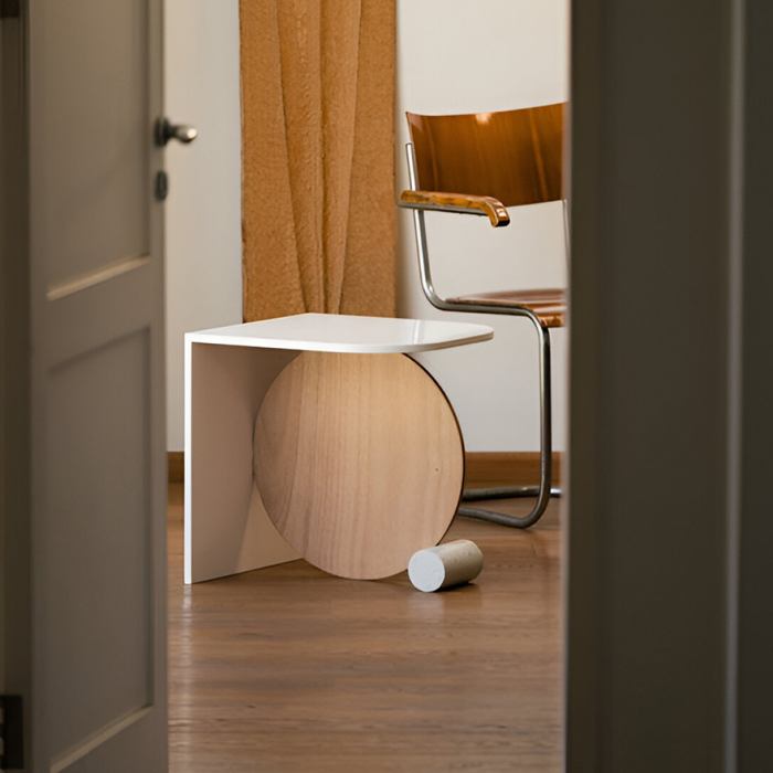 Table Roll, Side Table