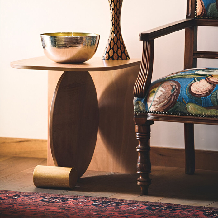 Table Roll, Side Table