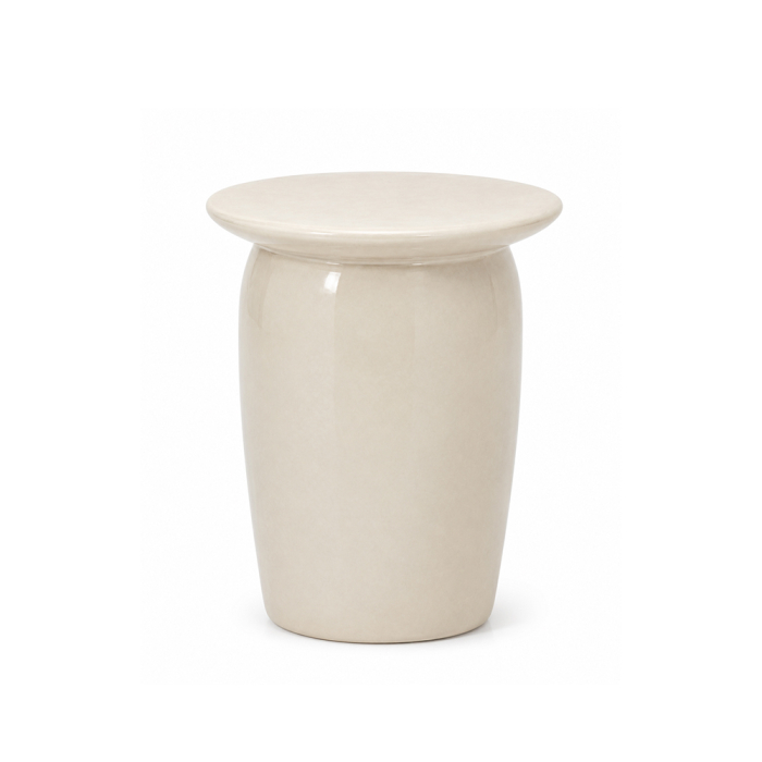Kivo, Stool
