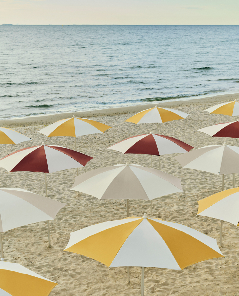 CURATED FINDS FOR YOUR SEASIDE STATE OF MIND